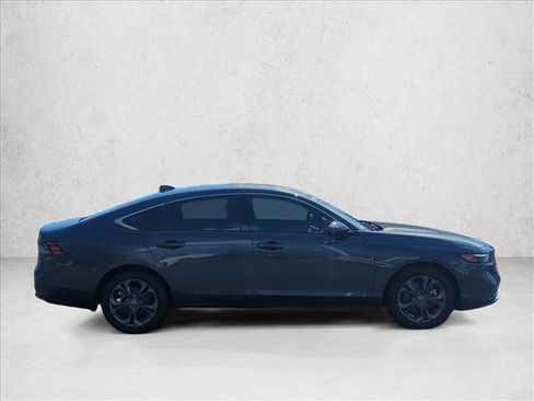 Used 2024 Honda Accord EX-L image 4