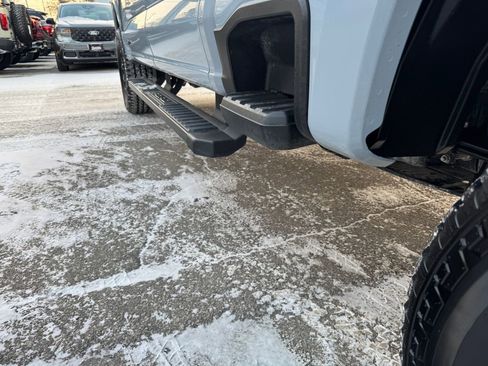 Used 2024 Ford F250 Lariat w/ Lariat Ultimate Package image 15