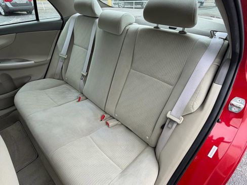 Used 2010 Toyota Corolla L FWD image 14