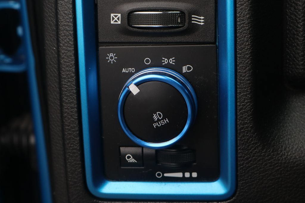 Used 2018 RAM 1500 Sport w/ Hydro Blue Sport Package RWD image 22