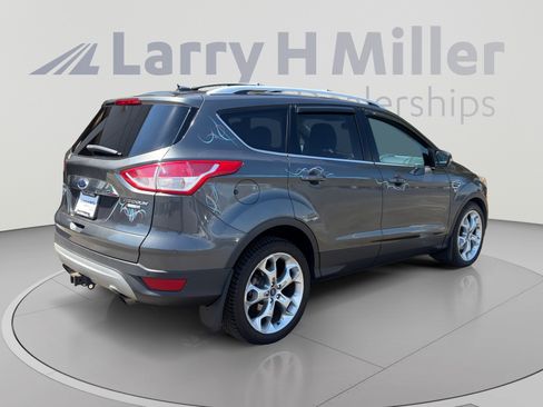 Used 2015 Ford Escape Titanium w/ Equipment Group 301A AWD/4WD image 5