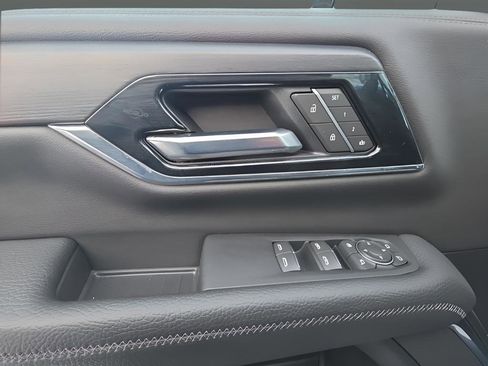 Used 2025 GMC Yukon Denali image 23