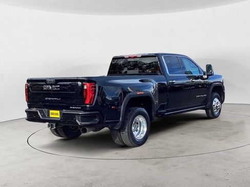 Used 2024 GMC Sierra 3500 Denali Ultimate AWD/4WD image 5