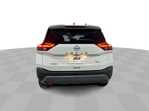 Used 2023 Nissan Rogue S AWD/4WD image 8