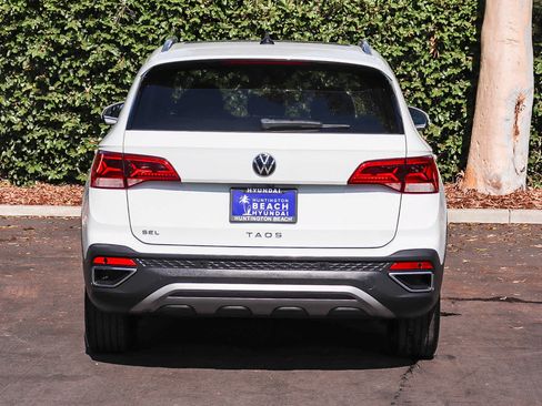 Used 2022 Volkswagen Taos SEL FWD image 7