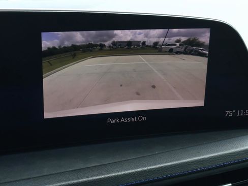 Used 2024 Cadillac XT4 Sport FWD image 33