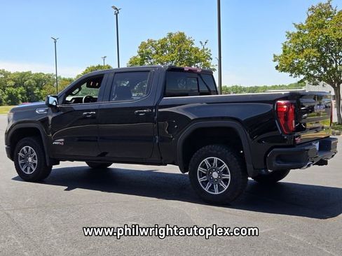 Used 2026 GMC Sierra 1500 AT4 w/ AT4 Premium Package AWD/4WD image 6