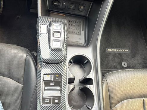 Used 2020 Hyundai Sonata Limited image 27