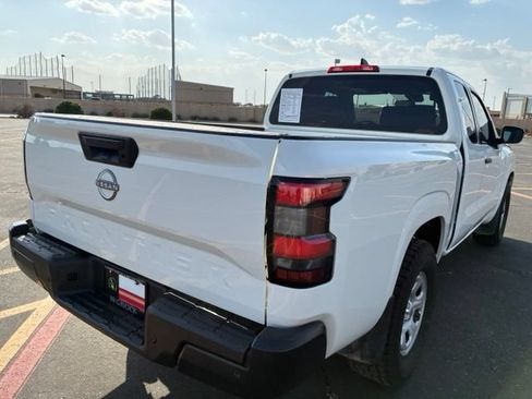 Used 2022 Nissan Frontier S w/ Technology Package RWD image 6
