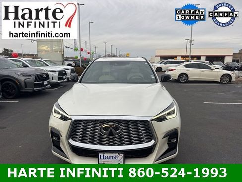 Certified 2023 INFINITI QX55 Essential image 2