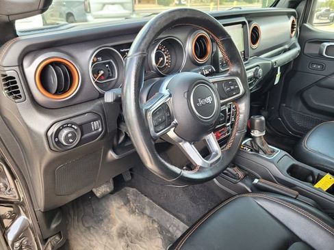 Used 2023 Jeep Gladiator Mojave AWD/4WD image 24