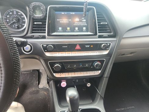 Used 2018 Hyundai Sonata SEL image 4