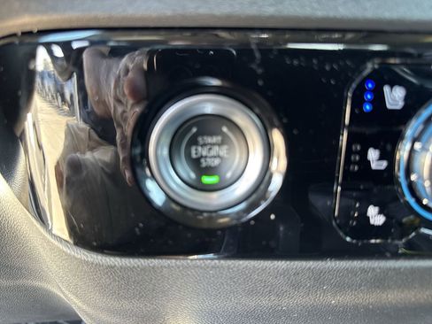 Certified 2023 GMC Sierra 1500 SLT w/ SLT Premium Package image 22