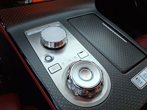 Used 2025 Genesis G80 3.5T Sport Prestige image 22