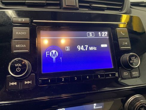 Used 2018 Honda CR-V LX image 25