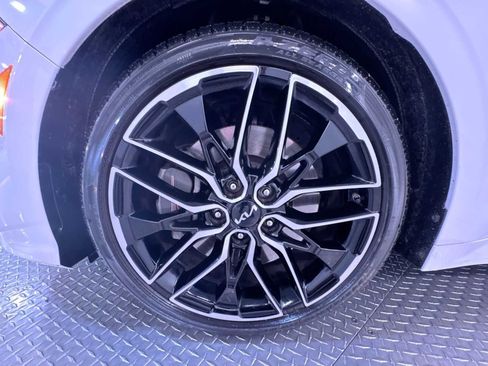 Used 2023 Kia K5 GT w/ GT1 Package FWD image 10