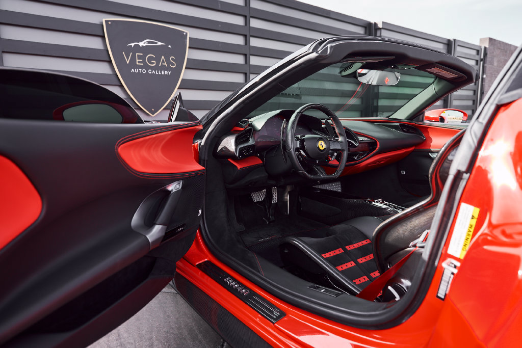 Used 2022 Ferrari SF90 Spider AWD/4WD image 35