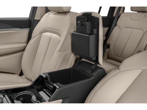 Used 2021 Jeep Grand Cherokee L Laredo w/ Luxury Tech Group I image 9