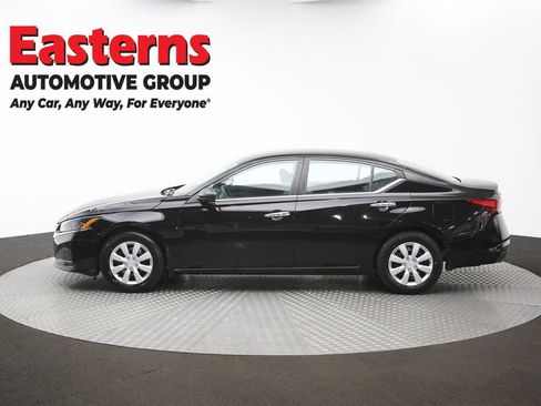 Used 2024 Nissan Altima 2.5 S FWD image 57