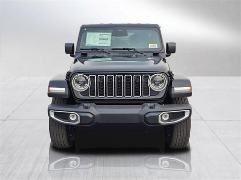 New 2025 Jeep Wrangler Sahara image 6