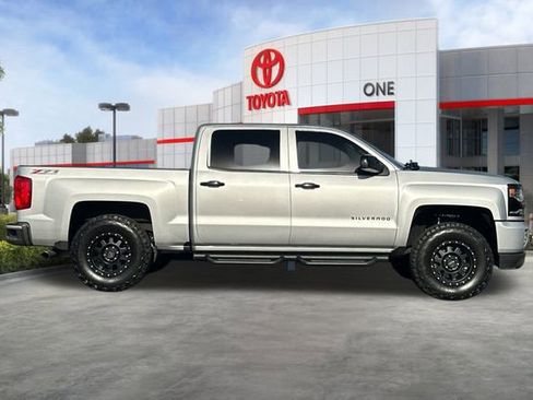 Used 2017 Chevrolet Silverado 1500 LTZ Z71 w/ Redline Edition image 3