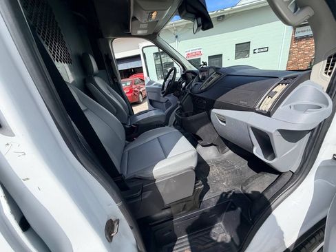 Used 2017 Ford Transit 250 130 Medium Roof RWD image 52