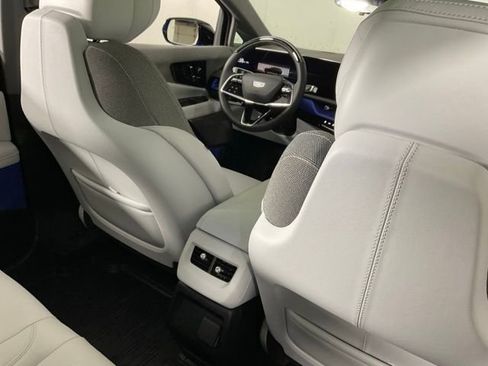 New 2026 Cadillac Optiq Luxury 1 w/ LPO, Floor Liner Package AWD/4WD image 30