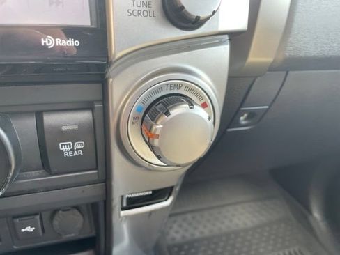 Used 2022 Toyota 4Runner SR5 Premium w/ Moonroof Package AWD/4WD image 45
