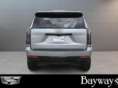 Certified 2025 Cadillac Escalade Sport Platinum w/ LPO, Floor Liner Package AWD/4WD image 6