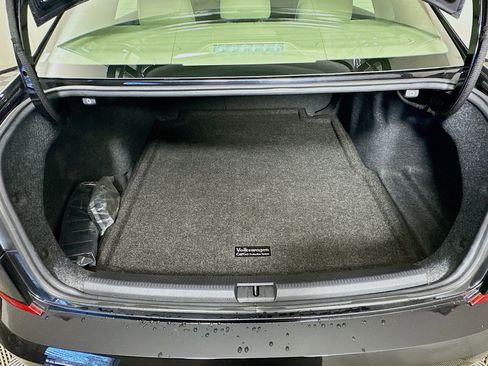 Used 2020 Volkswagen Passat 2.0T SEL image 27