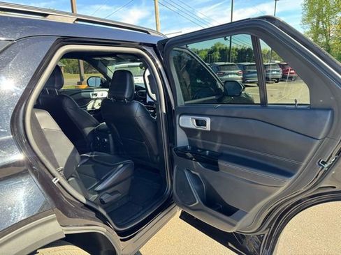Used 2023 Ford Explorer ST w/ Equipment Group 401A AWD/4WD image 16