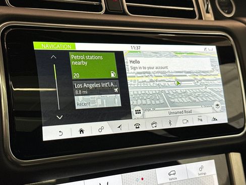 Used 2022 Land Rover Range Rover Westminster Edition image 21