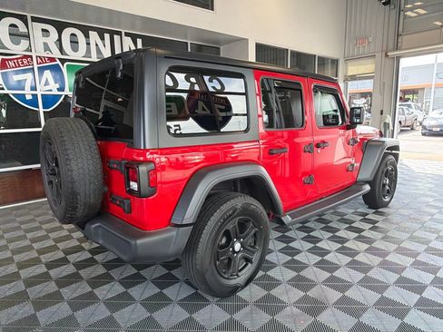 Used 2018 Jeep Wrangler Unlimited Sport S AWD/4WD image 6