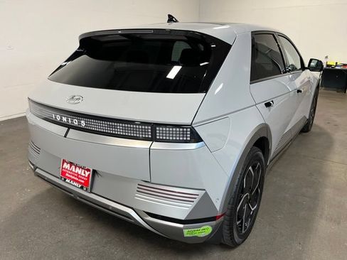 Used 2023 Hyundai Ioniq 5 Limited w/ Cargo Package RWD image 3