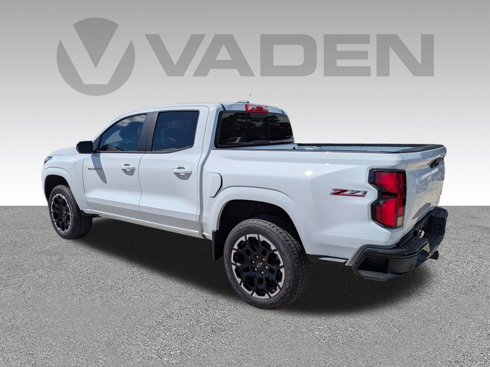 New 2026 Chevrolet Colorado Z71 w/ Technology Package AWD/4WD image 25