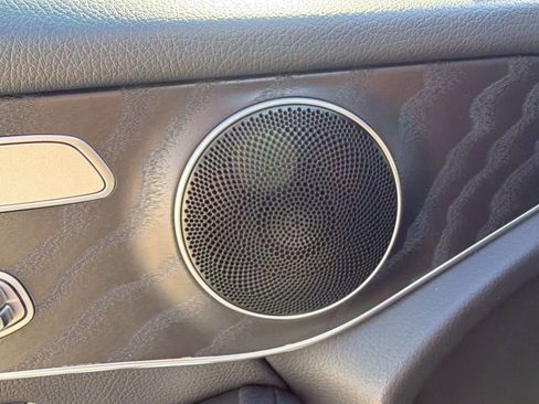 Used 2018 Mercedes-Benz GLC 300 image 21