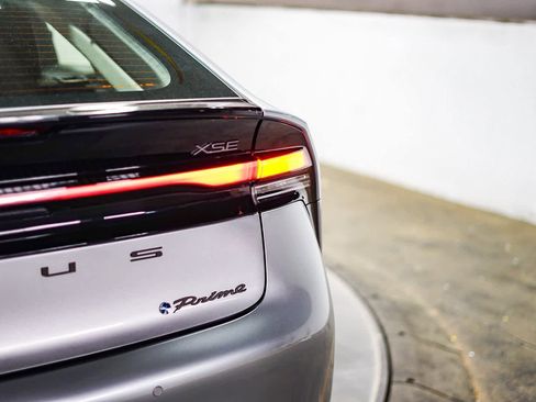 Used 2024 Toyota Prius Prime Premium image 10