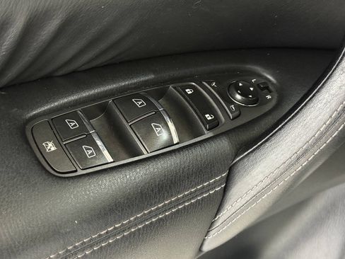 Used 2017 INFINITI QX80 4WD w/ Driver Assistance Package image 43