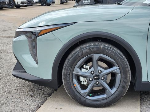 New 2026 Kia K4 LXS image 5