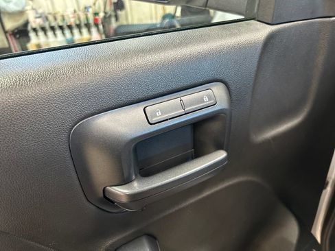 Used 2017 GMC Sierra 1500 4x4 Regular Cab image 16