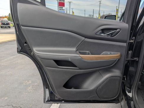 Used 2021 GMC Acadia SLE FWD image 14