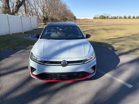 New 2026 Volkswagen Jetta GLI Autobahn image 2