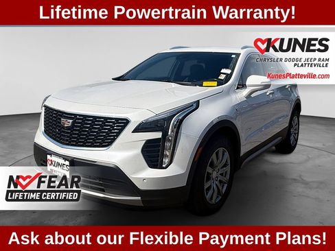 Used 2023 Cadillac XT4 Premium Luxury w/ Enhanced Visibility Package AWD/4WD image 3