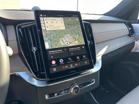 New 2026 Volvo XC90 B6 Ultra w/ Lounge Package image 15