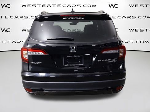 Used 2022 Honda Pilot Black Edition image 4
