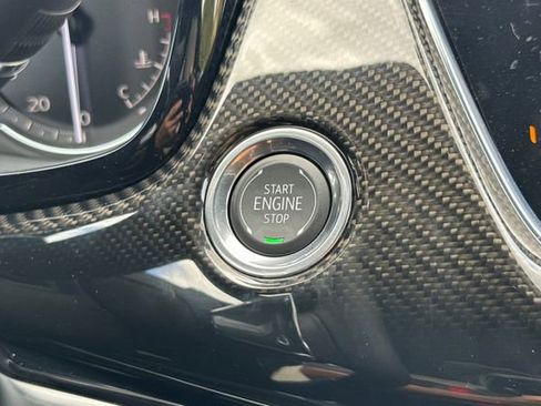 New 2025 Cadillac XT6 Sport AWD/4WD image 24
