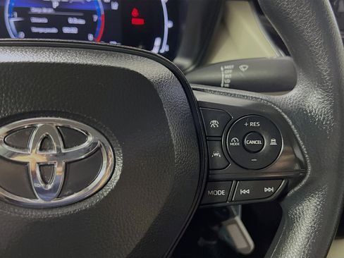Used 2026 Toyota Corolla LE FWD image 20