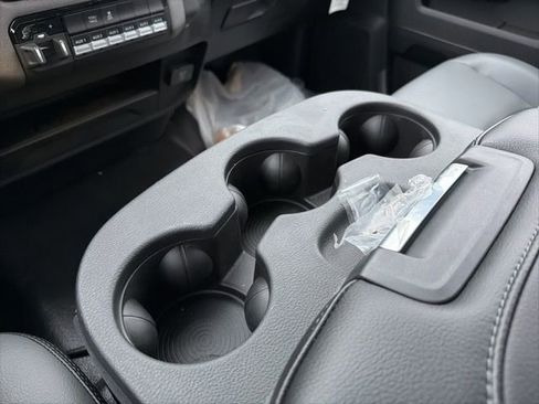 New 2024 RAM 3500 Tradesman AWD/4WD image 12