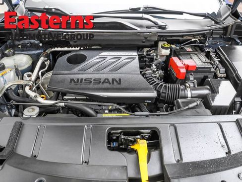Used 2022 Nissan Rogue SV AWD/4WD image 7