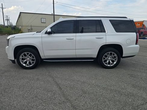 Used 2018 GMC Yukon SLT w/ Open Road Package AWD/4WD image 6